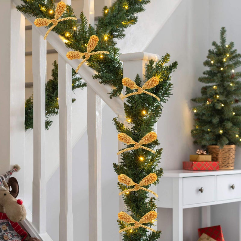 Celltestria 12 قطعة من علاقات إكليل عيد الميلاد من سيلتيستريا مقاس 50.8 سم، قابلة لإعادة الاستخدام ومرنة، إكليل عيد الميلاد، إكليل تويست من أجل درابزين درابزين الدرج، شجرة تزيين المنزل في العطلات، تغليف الحرف اليدوية (ذهبي) - Image 5